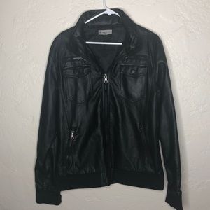 ALMOST BRAND NEW LEATHER JACKET